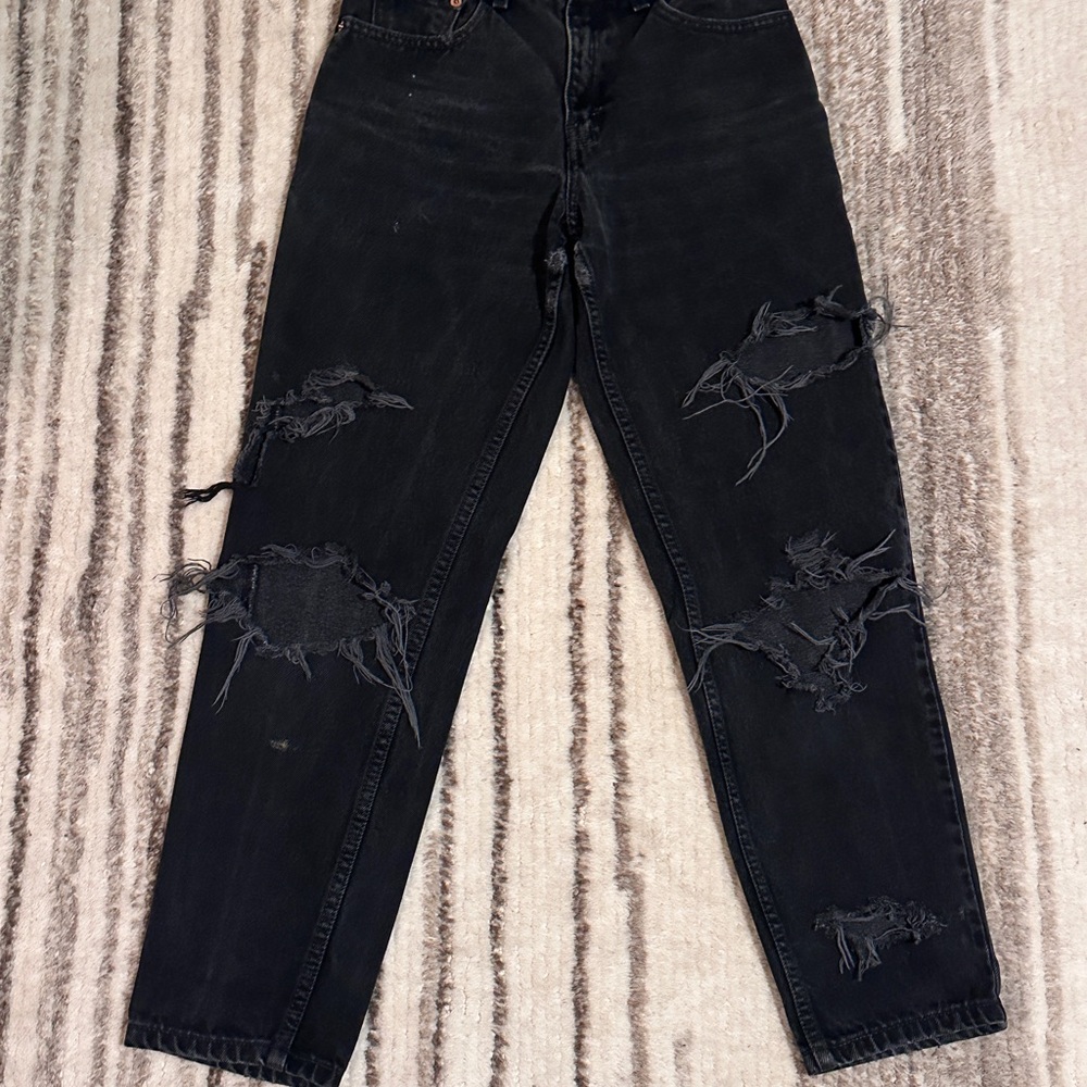 Levi’s Distressed Black Women's Jeans
